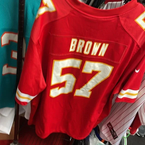 Men’s Nike NFL Kansas City Chiefs Orlando Brown JR #57 Used Sz XXL Red - Picture 8 of 10